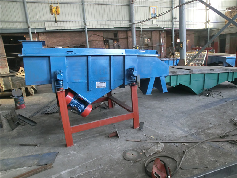 振動(dòng)篩廠家